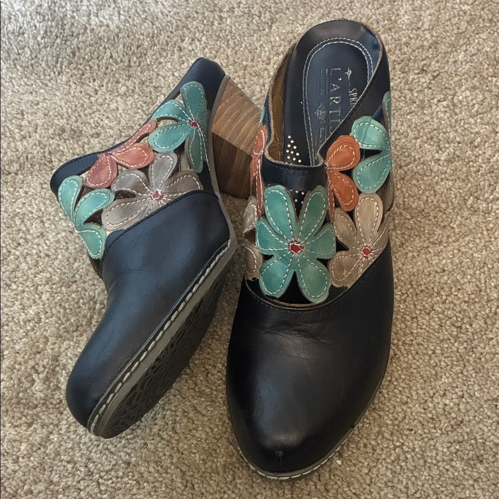 Women's Floral Clogs - L’artiste size 39